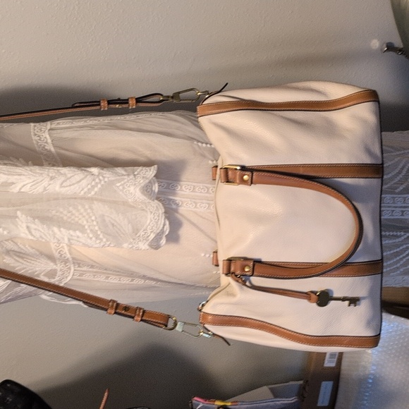 Fossil White and Tan Crossbody Satchel - EUC - Picture 8 of 9